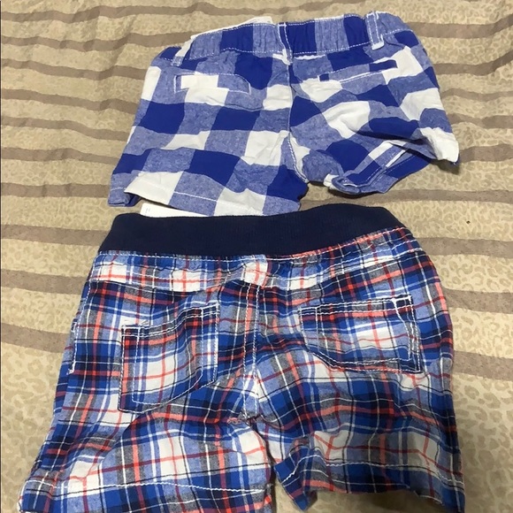 Carter’s shorts - Picture 2 of 3